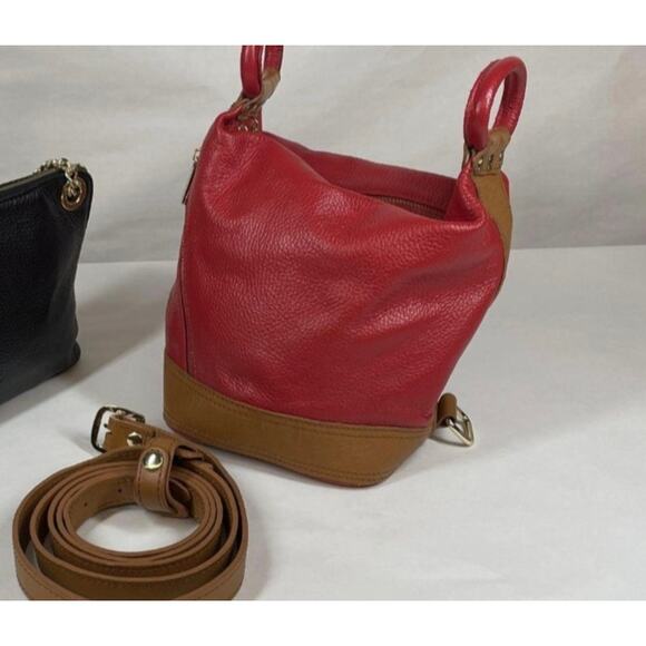 VALENTINA RED TAN LEATHER SLING BAG - Picture 1 of 8